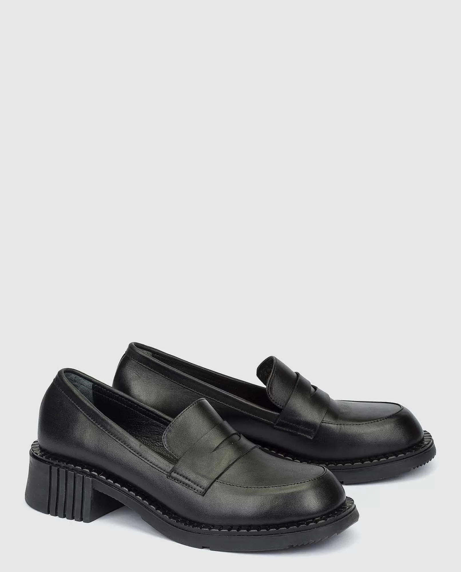 zapato_de_tacon_yumara_001_negro_3.webp Mujer Yokono Zapato De Tacon Yumara 001 Negro