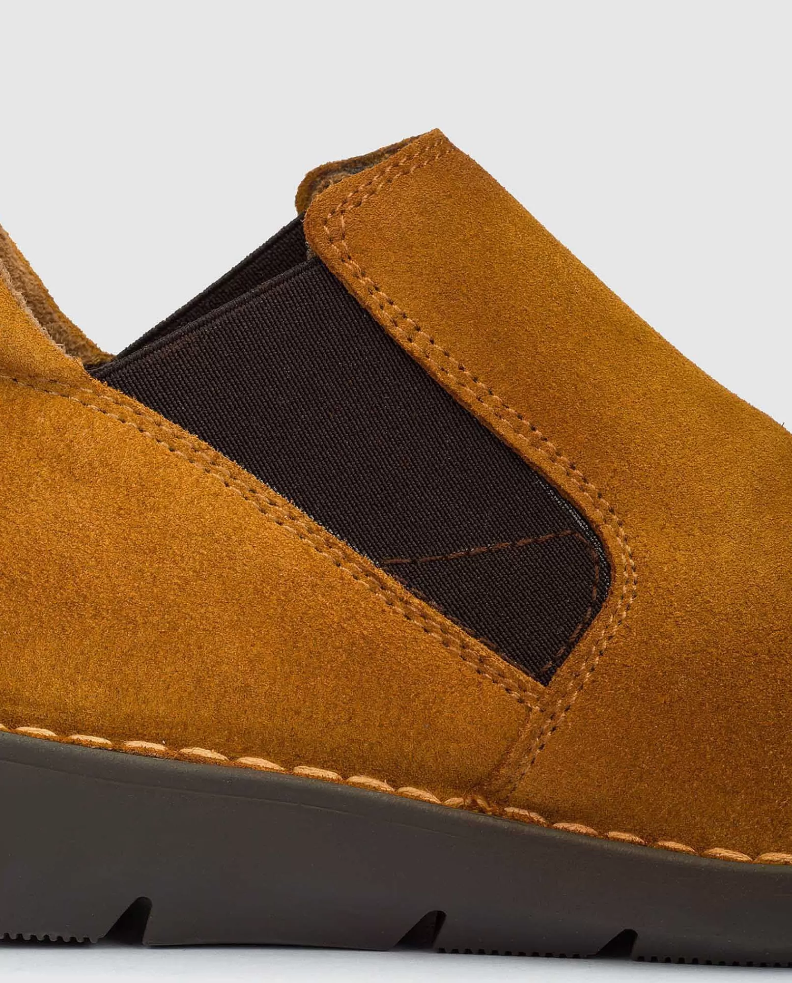 zapato_plano_lyon_003_marron_2.webp Mujer Yokono Zapato Plano Lyon 003 Marron