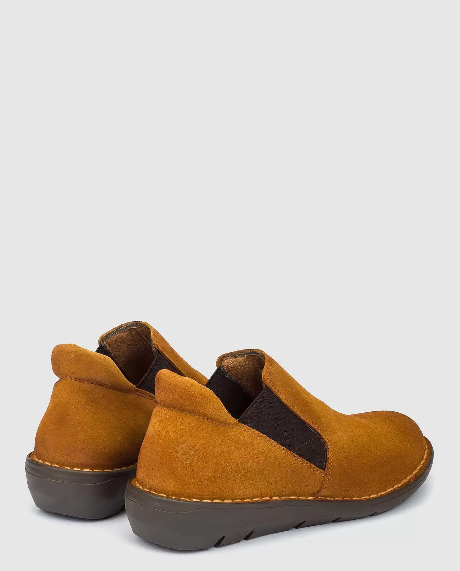 zapato_plano_lyon_003_marron_4.webp Mujer Yokono Zapato Plano Lyon 003 Marron